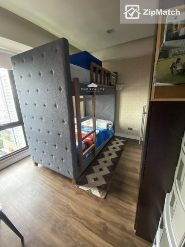                                     4 Bedroom
                                 4 Bedroom Condominium Unit For Sale in Flair Towers big photo 9