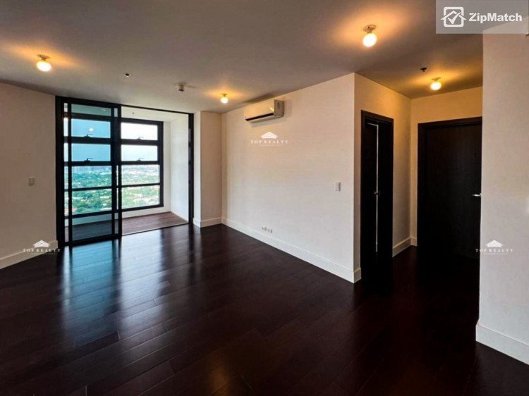                                     2 Bedroom
                                 2 Bedroom Condominium Unit For Sale in Garden Towers big photo 5