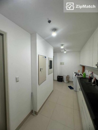                                     3 Bedroom
                                 3 Bedroom Condominium Unit For Rent in Two Roxas Triangle big photo 1