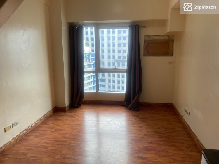                                     1 Bedroom
                                 1 Bedroom Condominium Unit For Sale in East of Galleria big photo 3