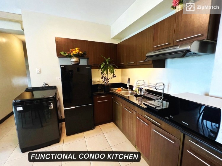                                     3 Bedroom
                                 3 Bedroom Condominium Unit For Rent in Flair Towers big photo 5