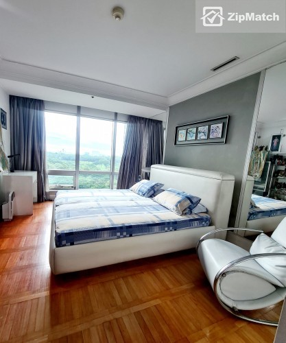                                     2 Bedroom
                                 2 Bedroom Condominium Unit For Sale in One McKinley Place big photo 13