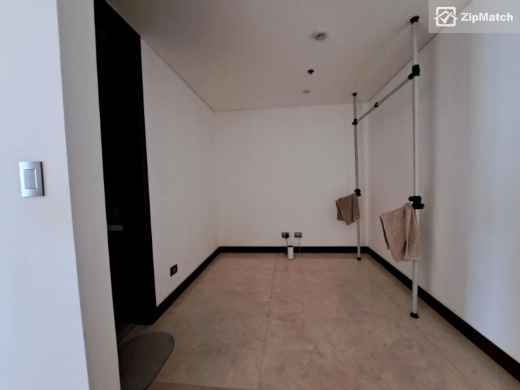                                     3 Bedroom
                                 3 Bedroom Condominium Unit For Rent in Two Roxas Triangle big photo 9