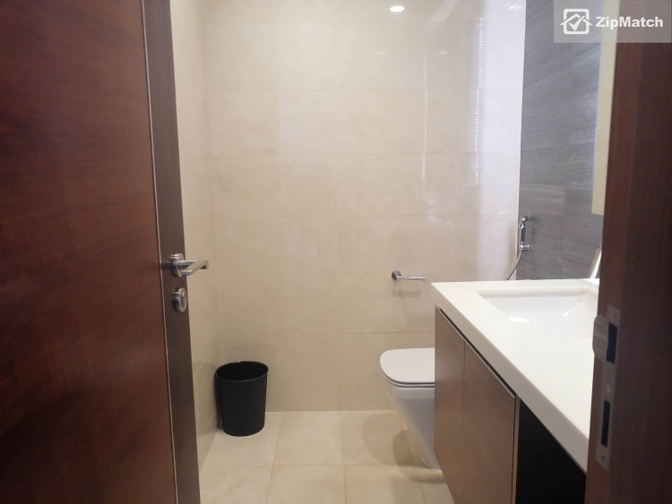                                     3 Bedroom
                                 3 Bedroom Condominium Unit For Rent in Two Roxas Triangle big photo 16