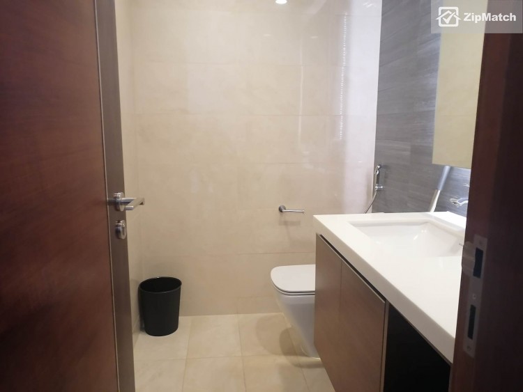                                     3 Bedroom
                                 3 Bedroom Condominium Unit For Rent in Two Roxas Triangle big photo 17