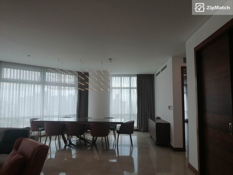                                     3 Bedroom
                                 3 Bedroom Condominium Unit For Rent in Two Roxas Triangle big photo 11