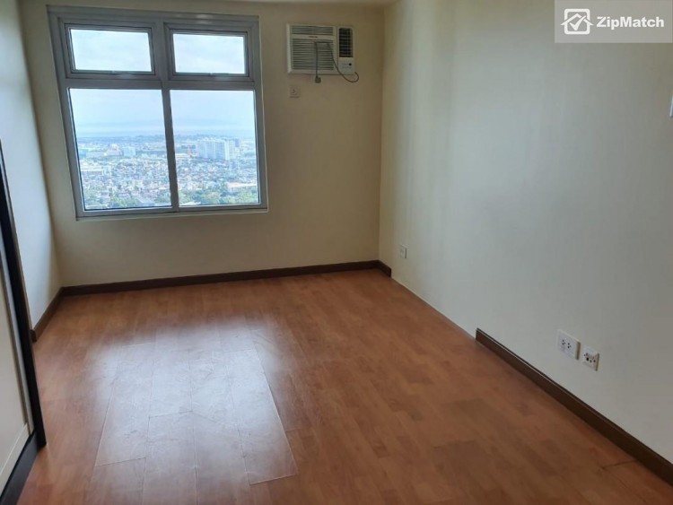                                     2 Bedroom
                                 2 Bedroom Condominium Unit For Sale in The Trion Towers big photo 8