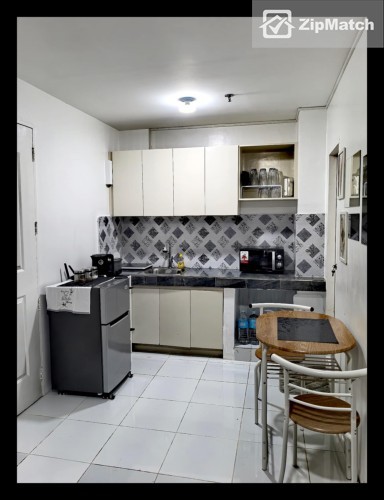                                     3 Bedroom
                                 3 Bedroom Condominium Unit For Rent in Victoria de Manila 1 big photo 3