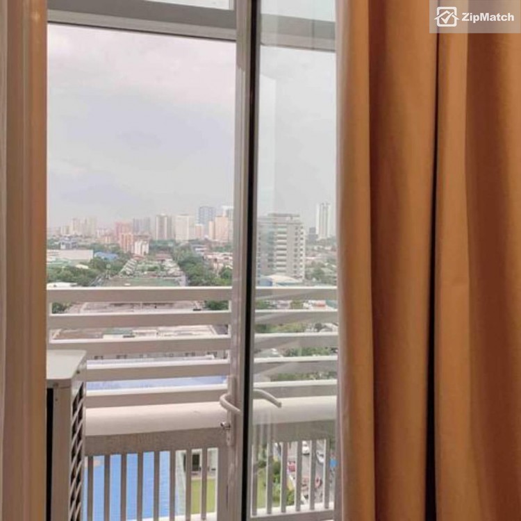                                     2 Bedroom
                                 2 Bedroom Condominium Unit For Sale in One Wilson Square big photo 1