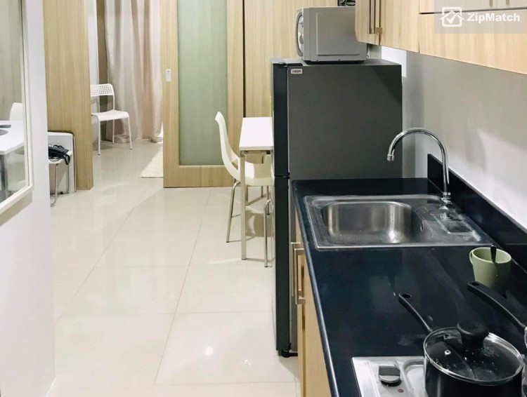                                     1 Bedroom
                                 1 Bedroom Condominium Unit For Sale in Shore Residences big photo 1