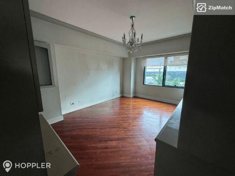                                     2 Bedroom
                                 2 Bedroom Condominium Unit For Sale in Hidalgo Place big photo 6