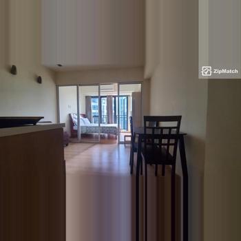 Studio Type Condominium Unit For Sale in Knightsbridge Residences