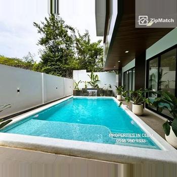 4 Bedroom House and Lot For Sale in Royale Cebu Estate Consolacion