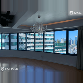 2 Bedroom Condominium Unit For Sale in One Rockwell