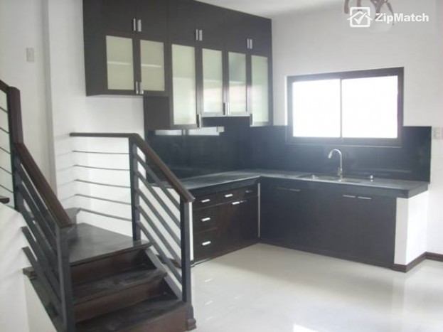                                     3 Bedroom
                                 Townhouse in East Fairview at 4.4M big photo 5