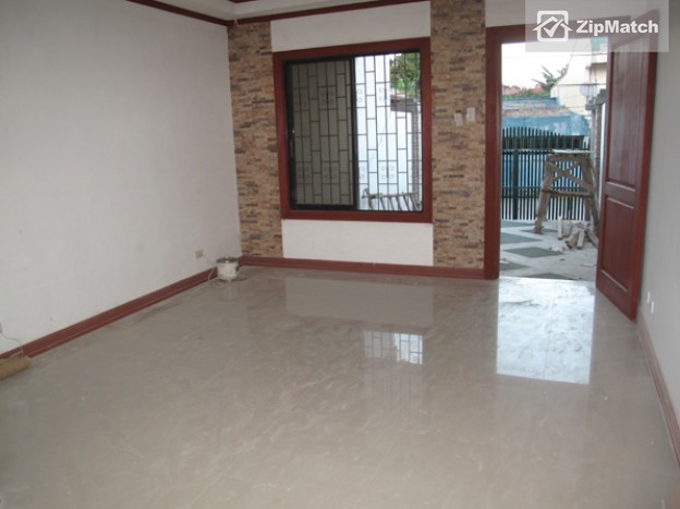                                     3 Bedroom
                                 Affordable Townhouse in Don Antonio Quezon City at 5.5M big photo 4