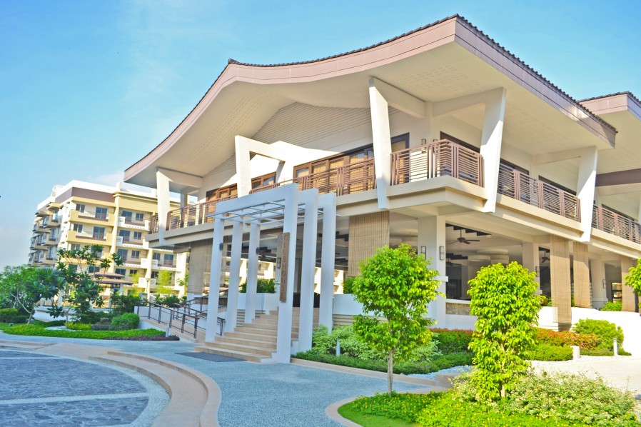 Acacia estates taguig postal code