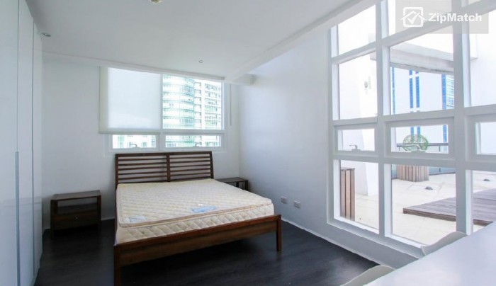                                     3 Bedroom
                                 3 BR Penthouse with Big Balcony in BGC big photo 2