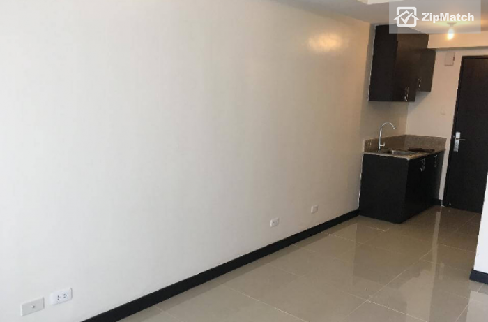                                     0
                                 Condo for Rent at Axis Residences big photo 3